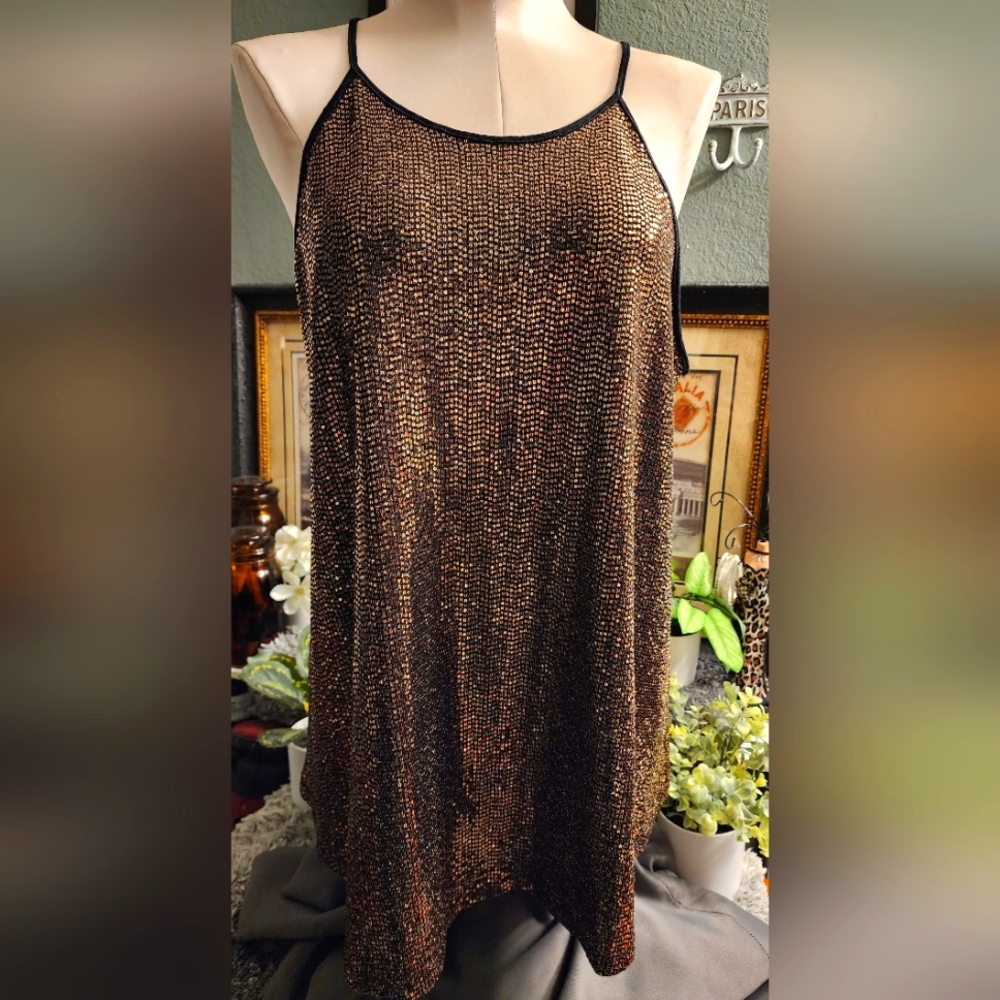 Gold Sequin Halter, size 1x 14/16, Torrid brand